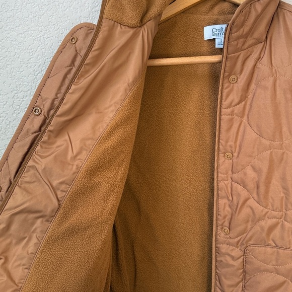 Croft and Barrow Quilted Vest Brown Camel size Small - Picture 4 of 9